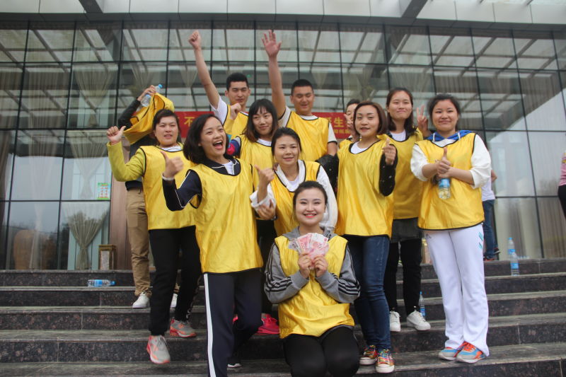 重庆恩云地产2017户外拓展训练