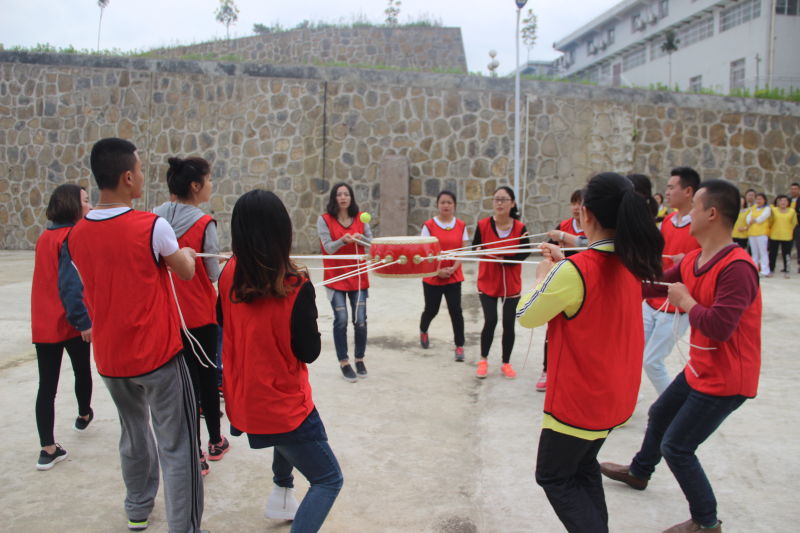 重庆恩云地产2017户外拓展训练