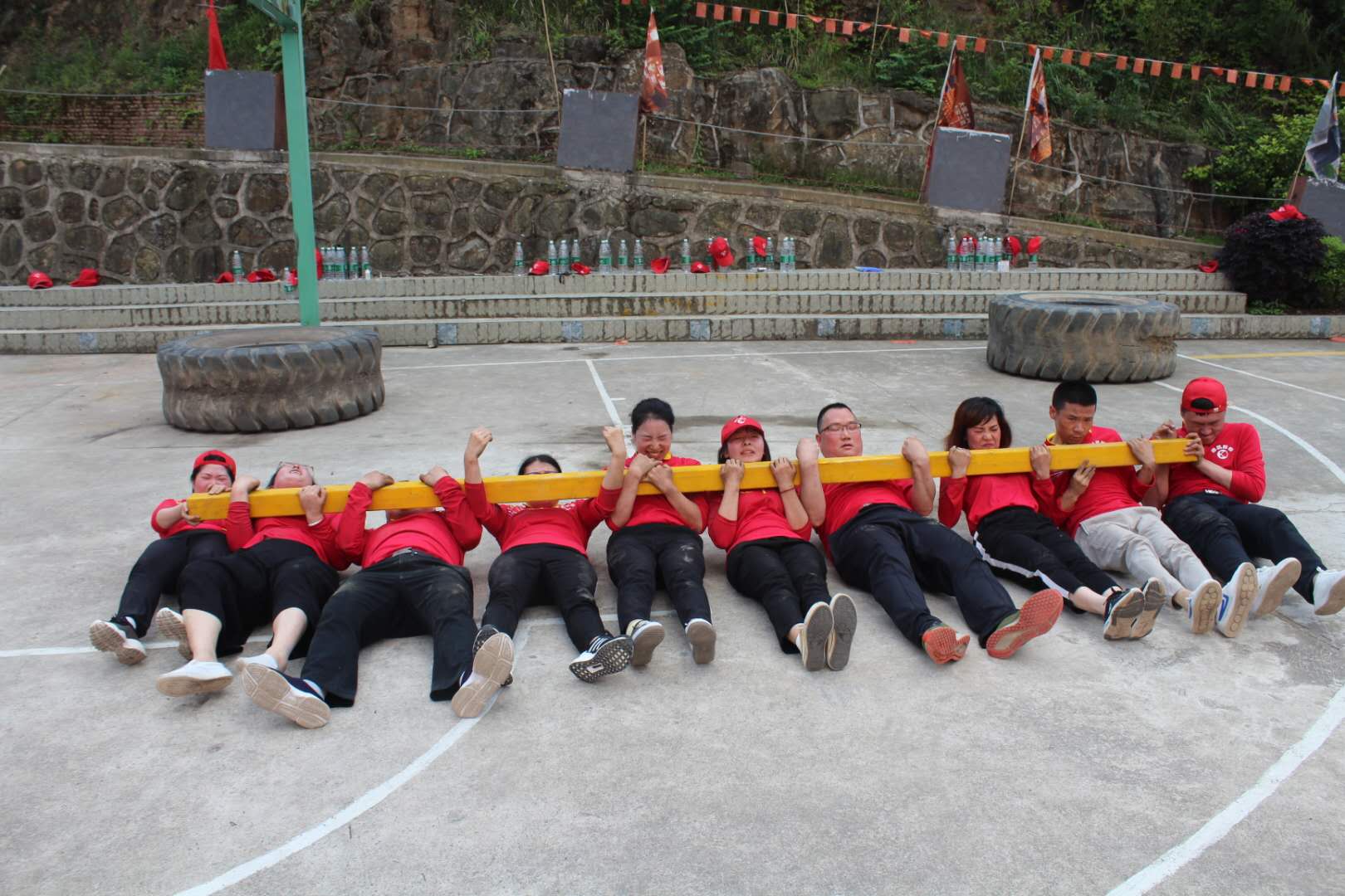 重庆德凯实业团建活动